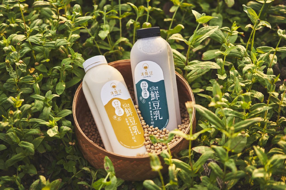 沐頭豆，4鮮豆乳但度濃。首優實白，豆鮮豆乳，自 财克。