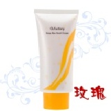 O2FACTORY玫瑰護手霜 50g /條 ◎ 有效改善手部老化現象 ; 提供保護及潤澤 特價：$149