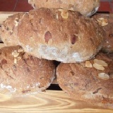 ＊比薩瑞亞＊桂圓核桃柴燒窯烤麵包