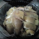 「半隻」 鹽水雞 特價：$200