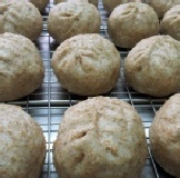 高麗菜包 - 全麥麵皮蒸(2顆) ＊網友最愛＊沒有過度調味，吃得出蔬菜鮮甜！ 特價：$36