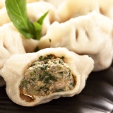 九層塔手工水餃 特價：$88