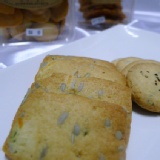 精選綜合C(起司瓜子+黑胡椒起司)