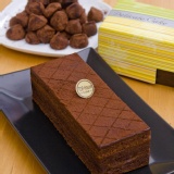 洋公館 私房生巧克力蛋糕(原味) 特價：$179