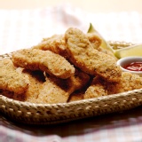 紅龍香檸雞柳條(1kg/包) 簡單的零嘴，料理容易、營養又美味 特價：$147