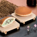 日燒銅鑼燒-抹茶紅豆 10*10cm/90公克±10 特價：$25