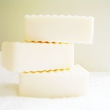 居家無毒家事皂系列 ~ 小蘇打粉潔白家事萬用皂 特價：$38