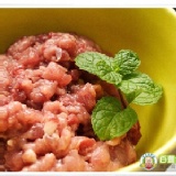 絞肉(瘦：油＝8：2) 特價：$55