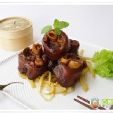滷豬腳 特價：$99