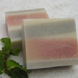 小蒼蘭潔淨緊膚皂 特價：$38