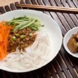 栗園米食客家風味粄條(中華炸醬)