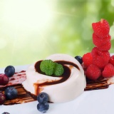 莓果深黑巧克力 特價：$35