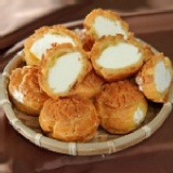 新巧屋鮮奶酥皮泡芙 特價：$95