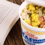 日清海鮮杯麵20杯 特價：$799