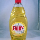 【溫莎韻品】英國皇室御用Fairy洗碗精 (檸檬)530 ml 規　　格：530ml 特價：$142