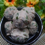 香菜貢丸 特價：$170