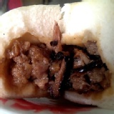 手工香菇肉包 限量200 特價：$185