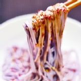紫心番薯乾麵×風味麻醬 特價：$38