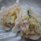 高麗菜豬肉水餃 特價：$110