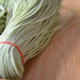 石碇許家手工麵線-綠茶口味 特價：$85