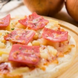 【法羅烤箱現作手工披薩】《夏威夷風情pizza》 特價：$90