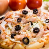 【法羅烤箱現作手工披薩】煙燻雞肉pizza 特價：$95