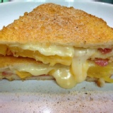 媛仔の店爆漿口袋吐司-幸福夏威夷 特價：$50