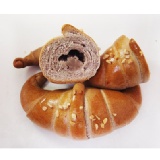 黑紫米芋頭牛角