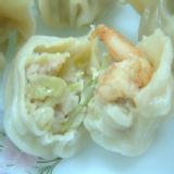 蝦仁高麗菜雞肉水餃