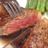 美國藍帶厚切霜降牛小排 特價：$109