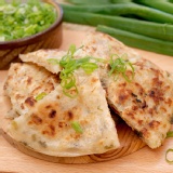 【米大大】手製蔥油餅 (原味) 特價：$45