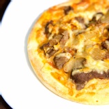 獅子座義式屋6吋pizza-醬爆牛披薩 特價：$57