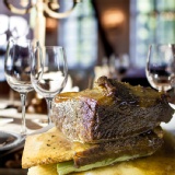 買一送一，主廚特調紐西蘭台塑牛小排 特價：$490