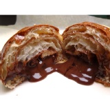 巧克力流沙可頌1入 特價：$45