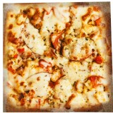 【披薩市】低卡脆皮義式纖米披薩-田園宮保雞丁(葷) 特價：$42