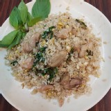 【炒飯班】【新品上市】塔香麻油雞炒飯 特價：$75