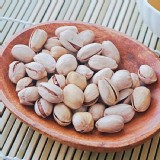 《小山日初》自然熟成開心果(帶殼) (300克/包) 特價：$249