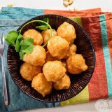 【鮮綠生活】風味手工花枝丸 特價：$77