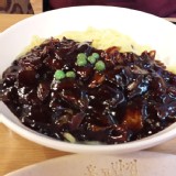 赤鳥韓國炸醬麵 特價：$69