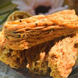 手作千層蛋捲 (蔥香) 特價：$239