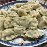 【多自在生鮮食品】鮮嫩多汁純手工水餃(狠大包水餃)-韭菜水餃 特價：$300