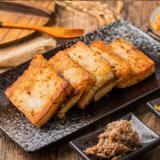 【曾家莊】港式蘿蔔糕 特價：$114