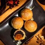 【給力食品】烏豆沙蛋黃酥(單入)