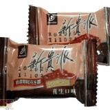 77迷你新貴派巧克力(花生) 每包300g約25片 特價：$65