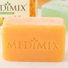 ＊杜拜飯店唯一指定＊印度MEDIMIX香皂～檀香滋潤香皂