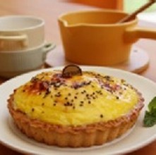 櫻瑛美代子 北海道冰鎮乳酪派 (芝麻冰霜夾心)