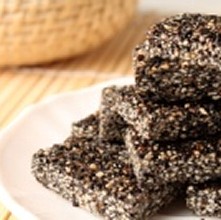 台灣製!老師傅養生手工黑芝麻軟糖 天然原味健康零嘴 傳承的好味道~ 不含防腐劑, 新鮮現做~