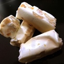 原味杏花扭結牛軋糖/600g(袋裝)