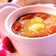 冰糖紅棗銀耳雪蛤盅