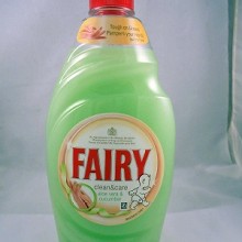 [大合購] 想知道英國皇室都用什麼洗碗精? ♕ 就是FAIRY這款欸啦!